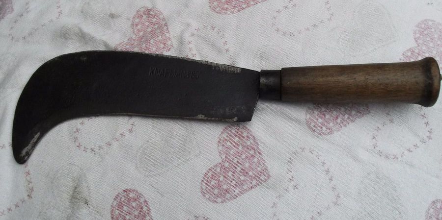 BILL HOOK WITH PREMIUM WOOD HANDLE WITH METAL POMMEL 